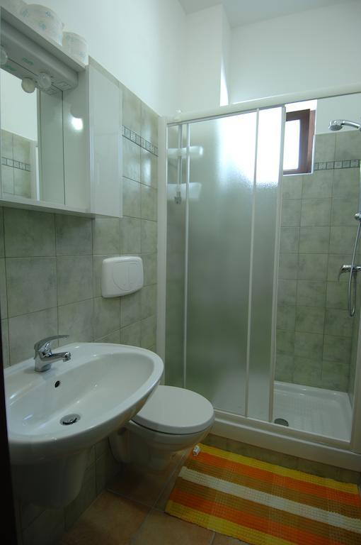 Lettomanoppello Residence La Casa Di Vittorio חדר תמונה